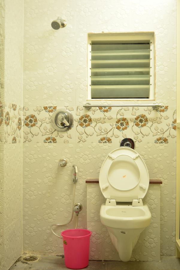 Social Rehab Downtown Hostel Бангалор Екстериор снимка